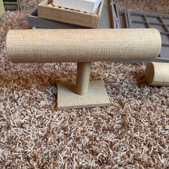 Beige and Gray Jewelry Organizer Set - Picture 3 of 8